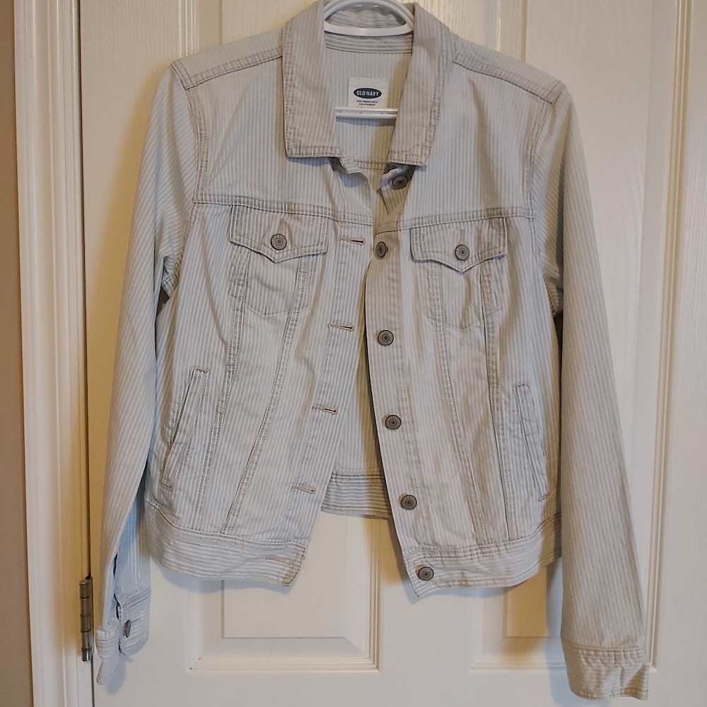 2/$25 Old Navy Blue and White Denim Jacket